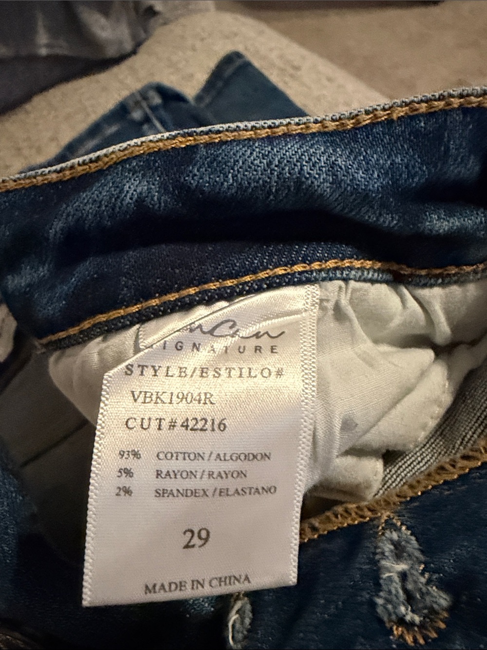 Kancan Mid rise distressed Flare jeans size 29 - Picture 5 of 5